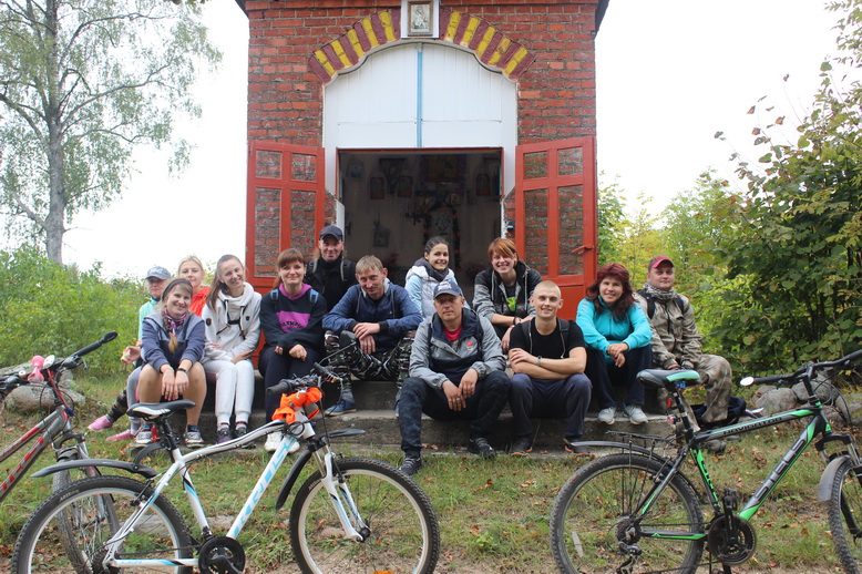 Клиновое. Часовня на деревенском кладбище. 2018 год.