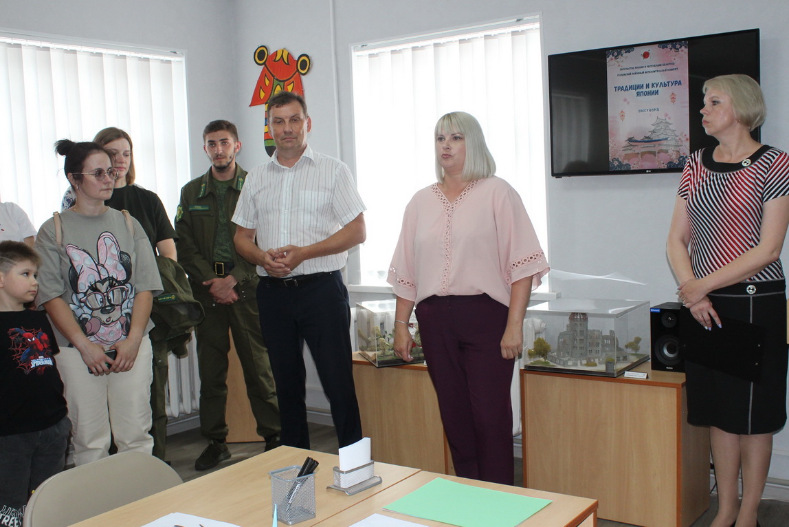 Фрагмент открытия выставки